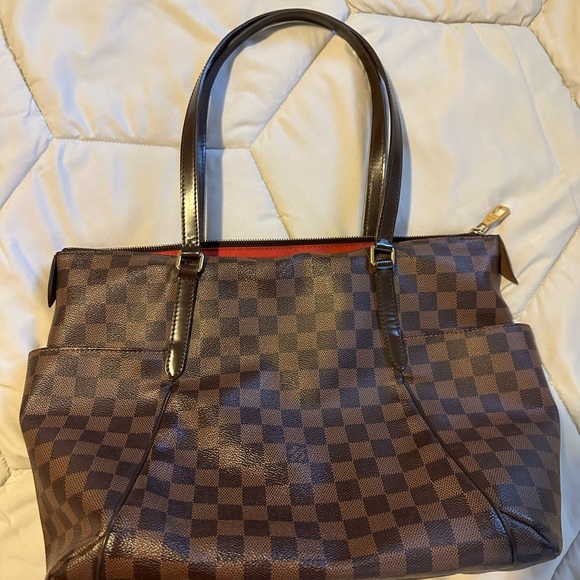 Louis Vuitton Damier Ebene Totally MM - Picture 11 of 14